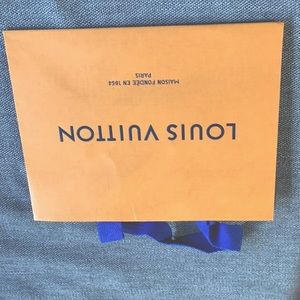 Louis Vuitton shipping bag small